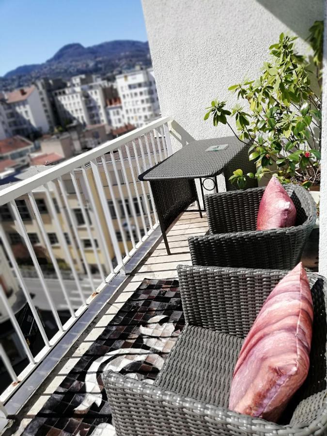 Monts Dome Bed & Breakfast Клермон-Феран Екстериор снимка
