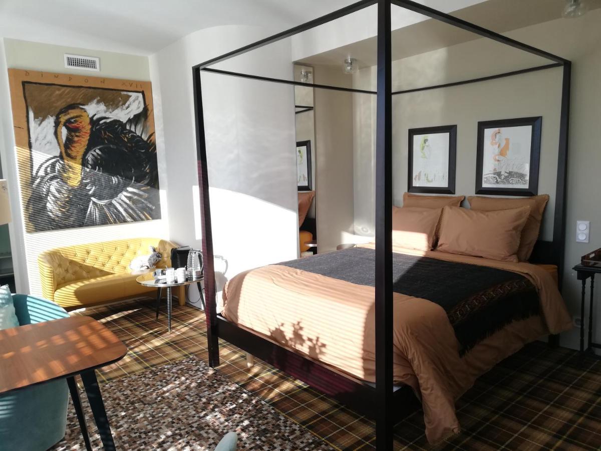 Monts Dome Bed & Breakfast Клермон-Феран Екстериор снимка